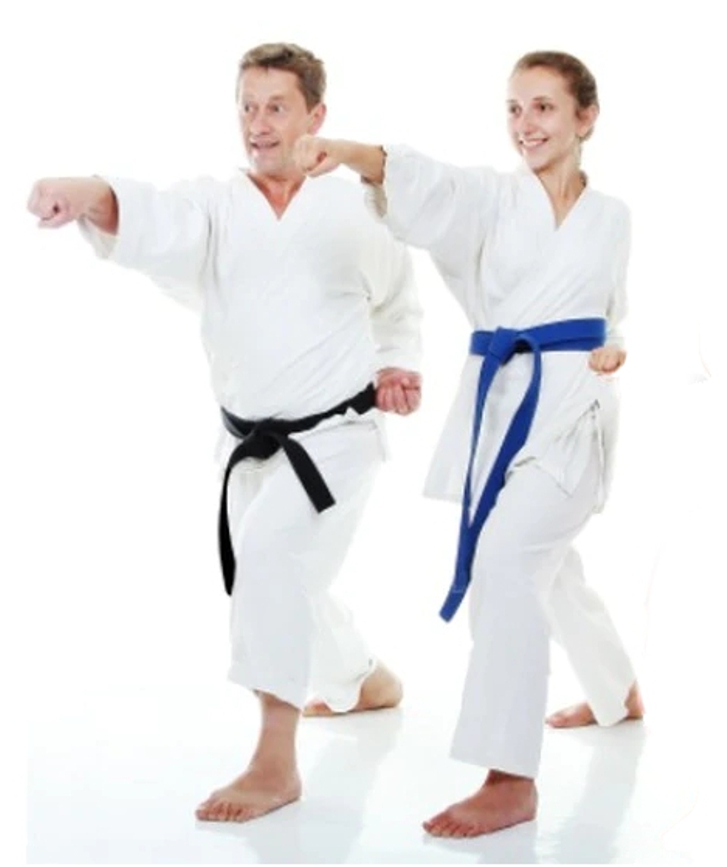 karate kimono cena 2200 do 2300 za zene i muskarce tanki